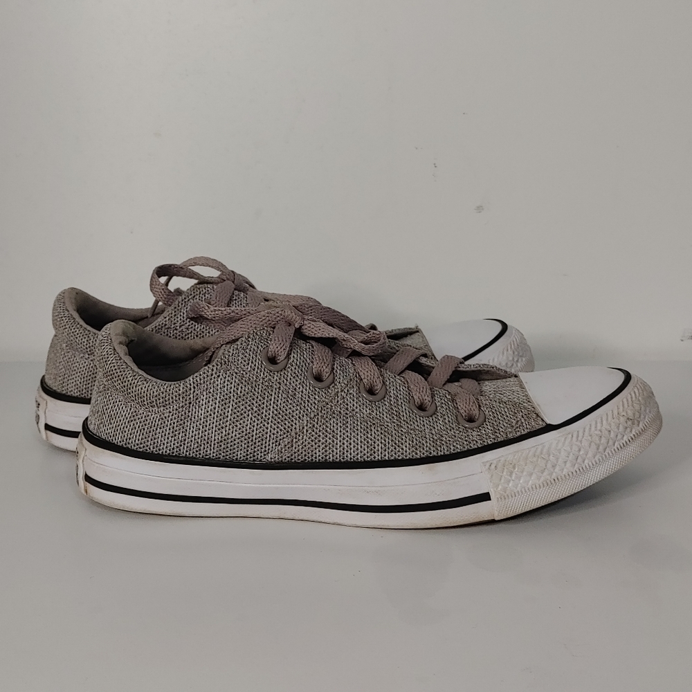 Converse Shoes - Picture 2 of 8